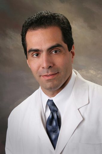 Roberto Villanueva, MD