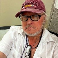 Tomasz Kowacz, MD