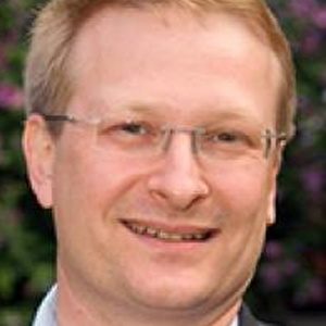 Thomas G Schulze, MD