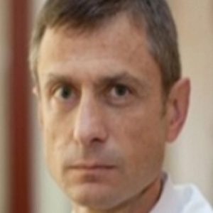 Peter Draganov, MD