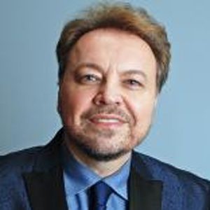 George Kroumpouzos