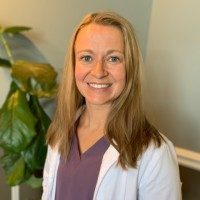 Amber Wishnevski, DDS