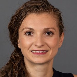 Raluca Gray, MD