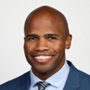 Desmond Sutton, MD
