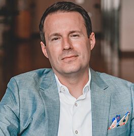 Scott Brewster, DDS
