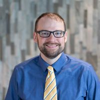 Derrick Holeman, MD