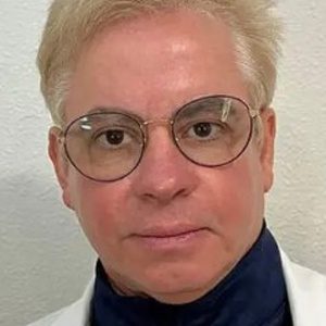 Roger Estevez, MD