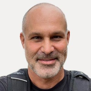 Eric Chavez, MD