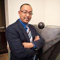 Roberto Diaz-Rohena, MD